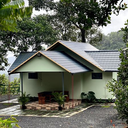 Royal Mount Inn Resorts Paithalmala Buitenkant foto
